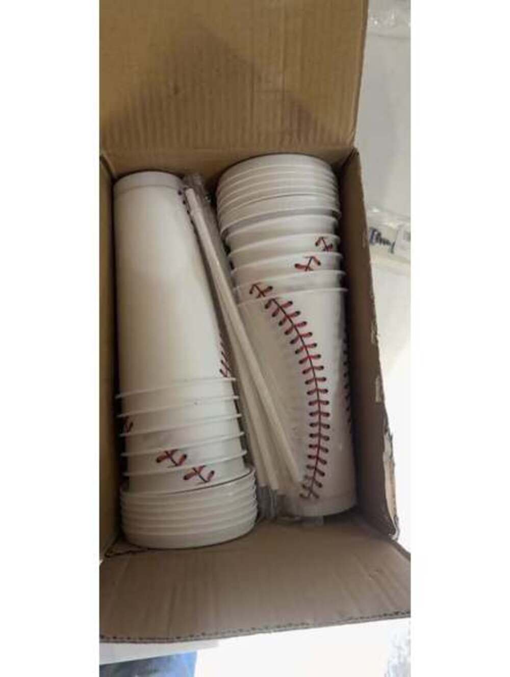 Disposable Baseball Stitch Cups with Lids and Straws